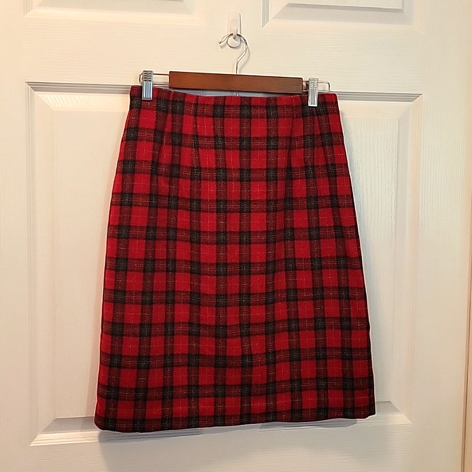 Vintage Plaid Wool Skirt By Savannah